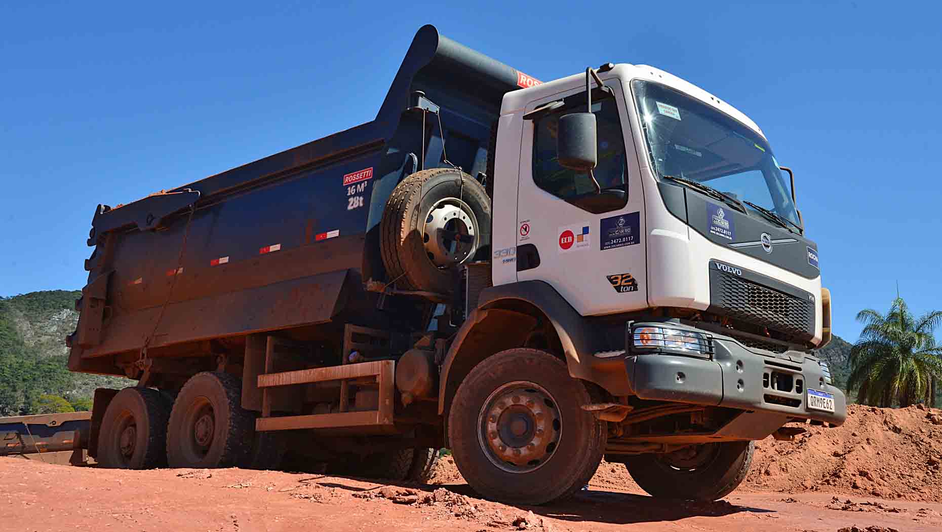 Há 10 anos o Volvo FMX elevava o padrão dos caminhões off-road