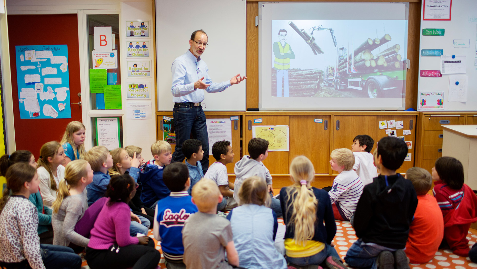 Volvo Group has decided to work on raising children’s awareness of how to behave safely in traffic through its Stop, Look, Wave campaign.