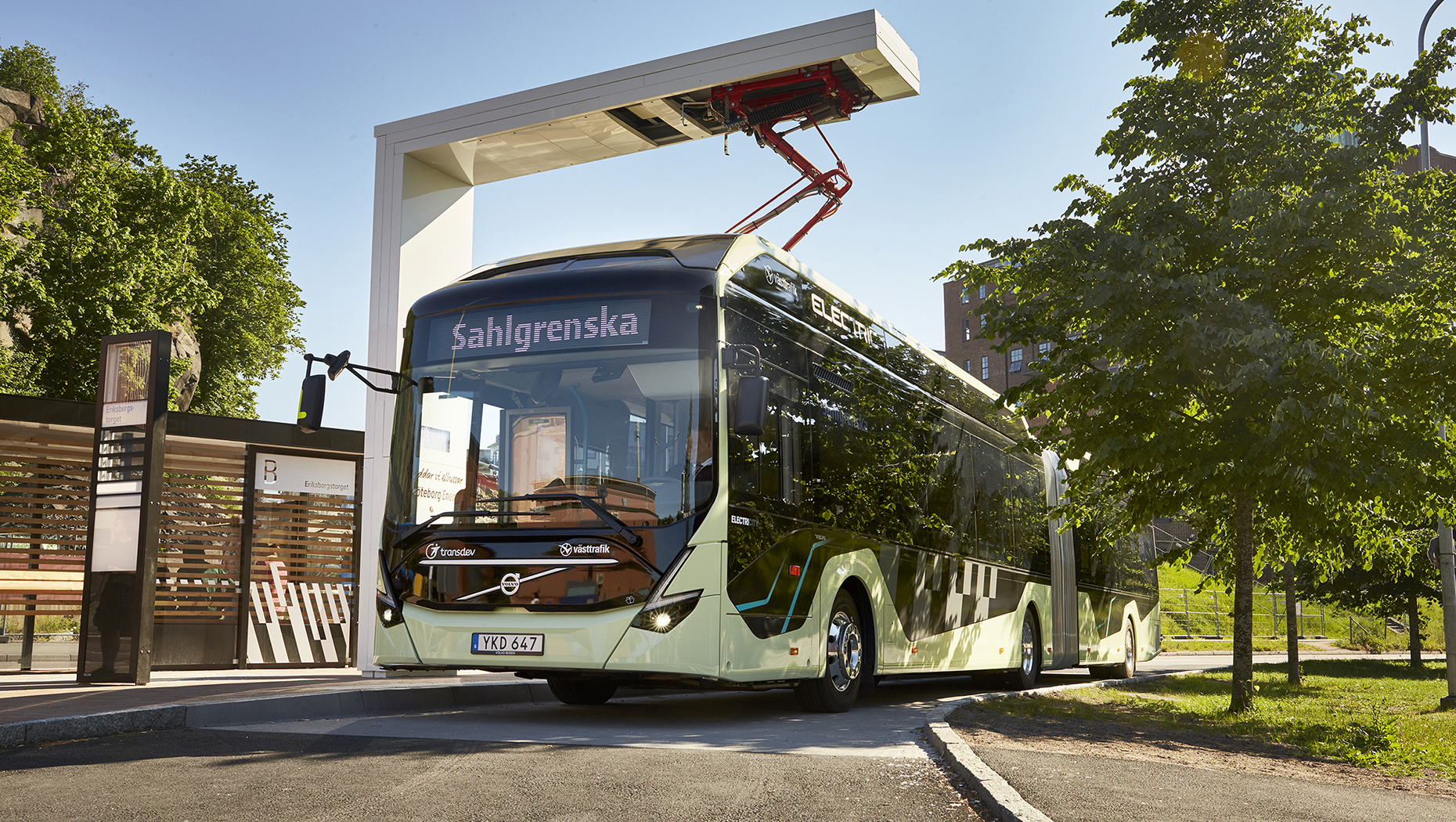Volvo Ocean Race signals the start for electric articulated buses