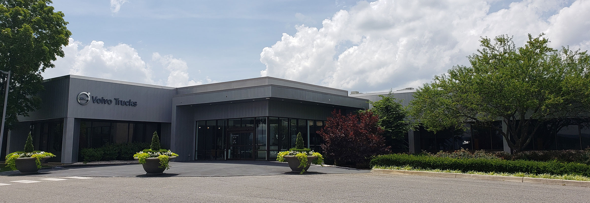 Share 78+ images volvo trucks north america headquarters In