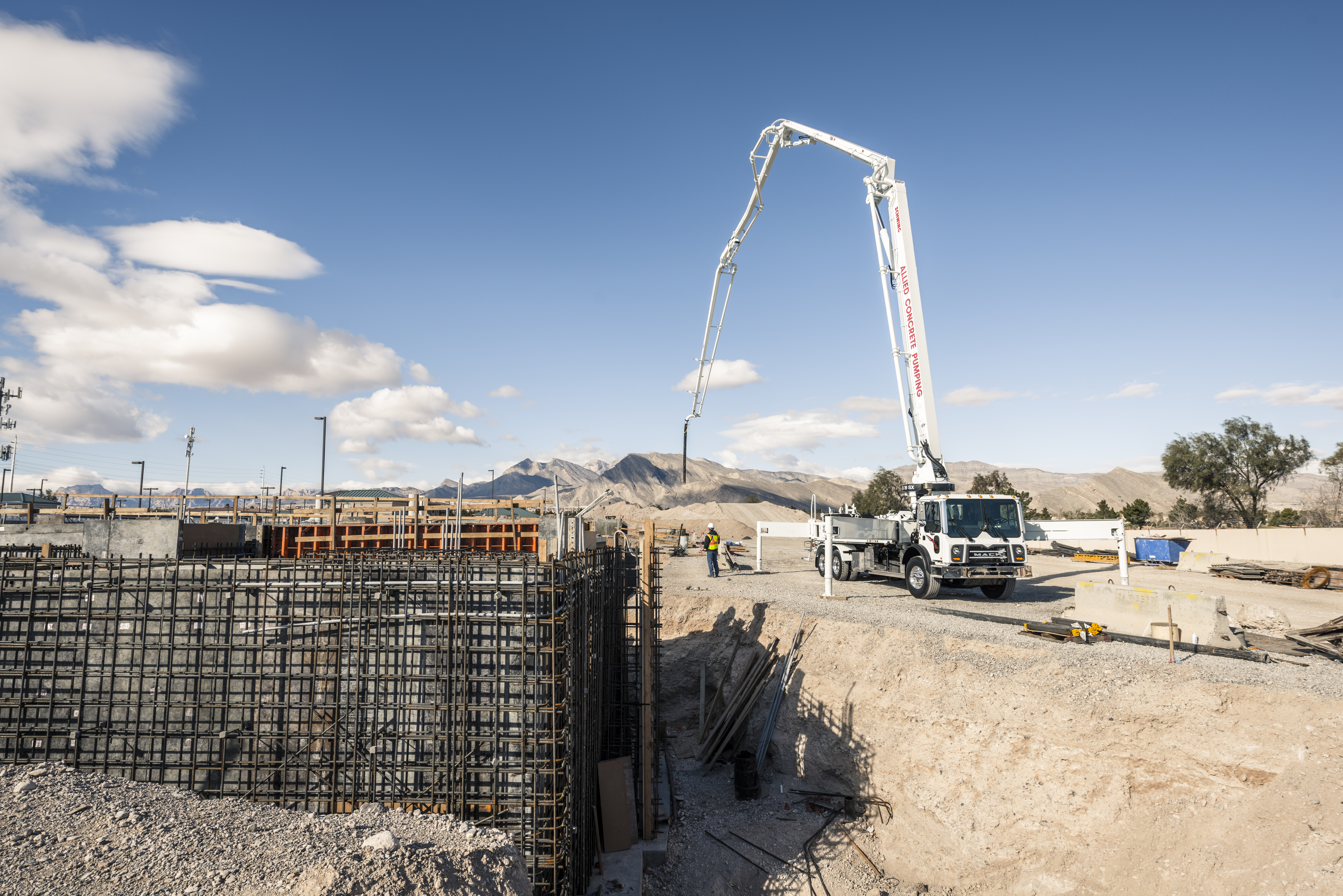 Mack Trucks to Showcase Mack® Granite® and Mack TerraPro® Models at World of Concrete 2021