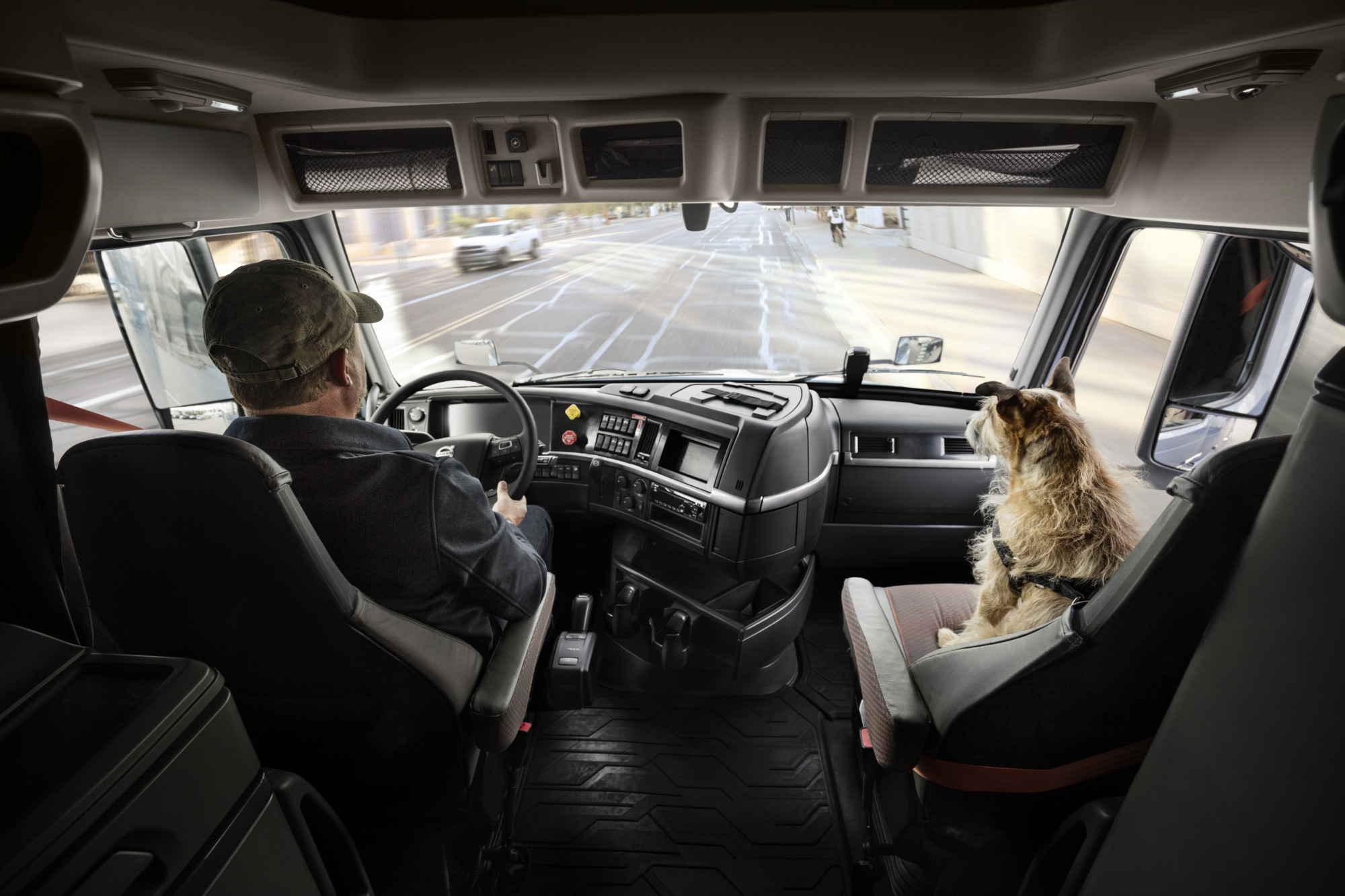 Volvo Trucks teams up with the Center for Pet Safety to protect drivers’ most loyal co-pilots