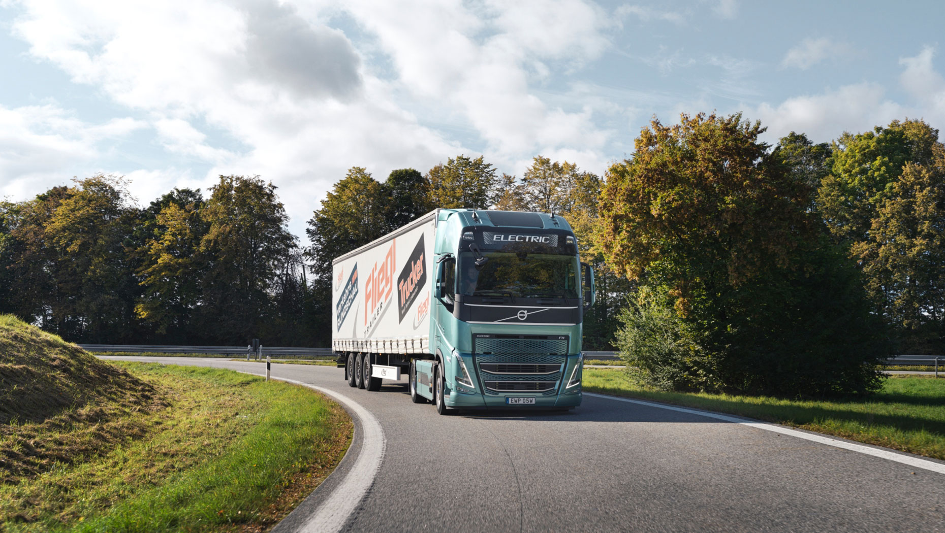 Volvos tunga elektriska lastbil satt på prov: utmärker sig både i